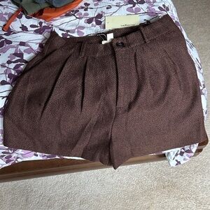 The Korner Women's Brown Pleated Shorts size 4
